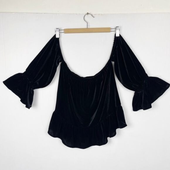 MISA Los Angeles Black Velvet Off Shoulder Blouse Ruffle XSmall - Picture 2 of 8